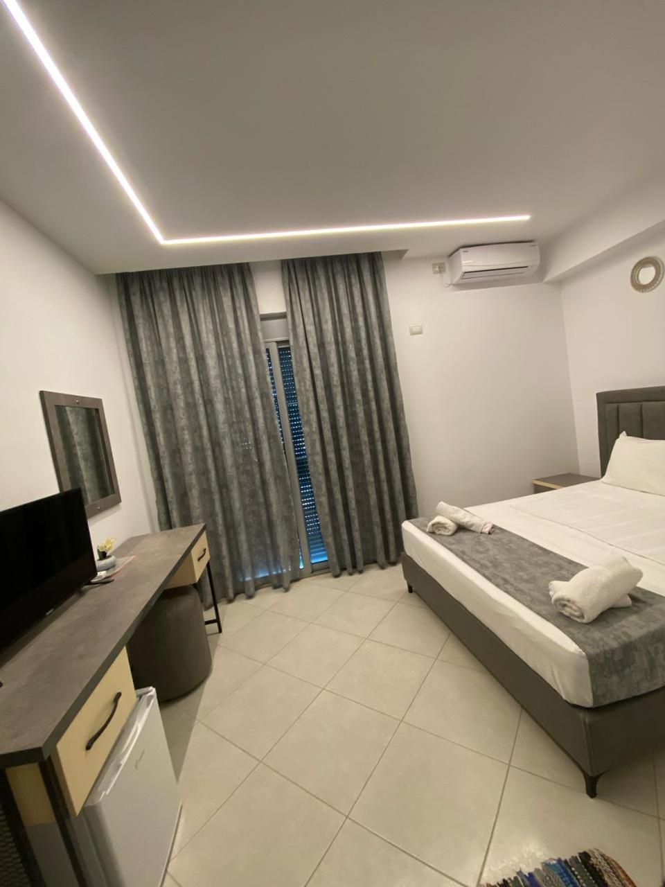 Hotel Celaj Avlonya Dış mekan fotoğraf